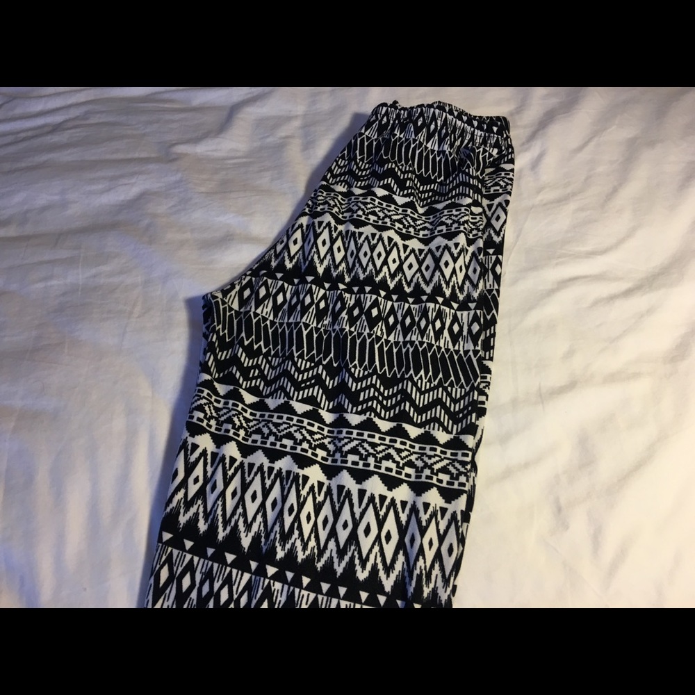 Tribal Print Leggings